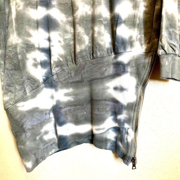 Young Fabulous Broke Light Green Tie-Dye Turtleneck Sweatshirt Tunic Dress M y2k - Picture 5 of 9